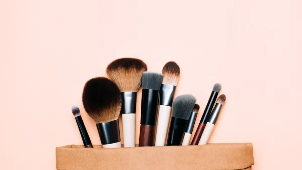 How to Clean Makeup Brushes
