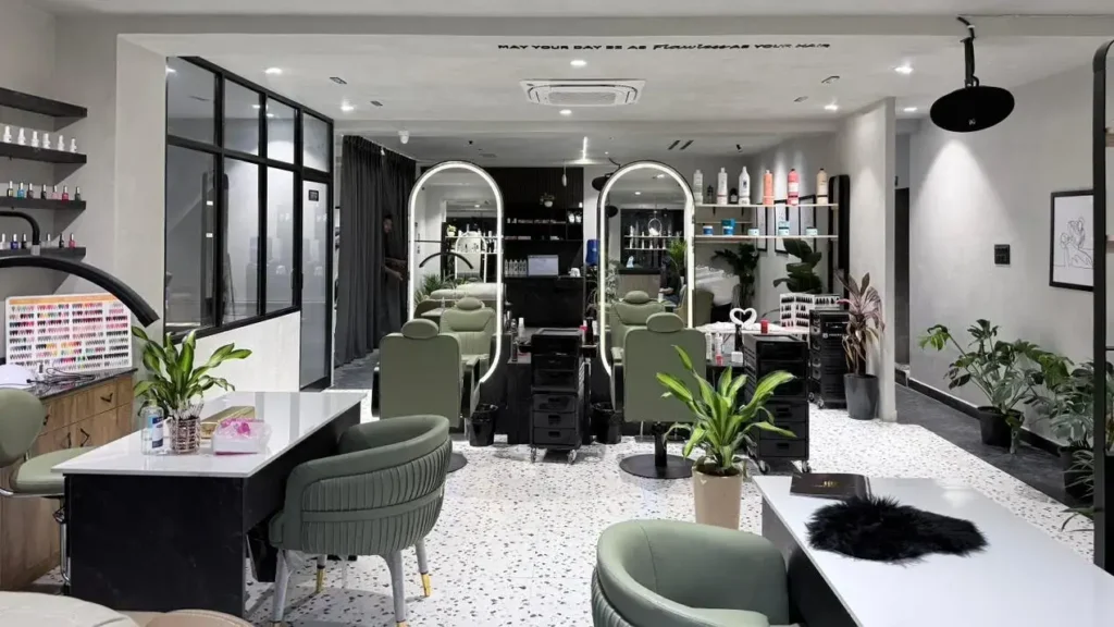 Why Choose a Unisex Salon in HSR Layout Bengaluru?